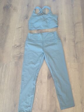 CRZ YOGA Sage Green High-Rise Leggings & Cross-Back Sports Bra Set